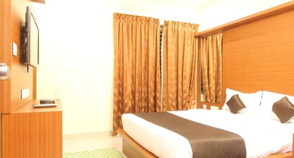 THE GRAND INN Room Type - LUXURY  A/c Room