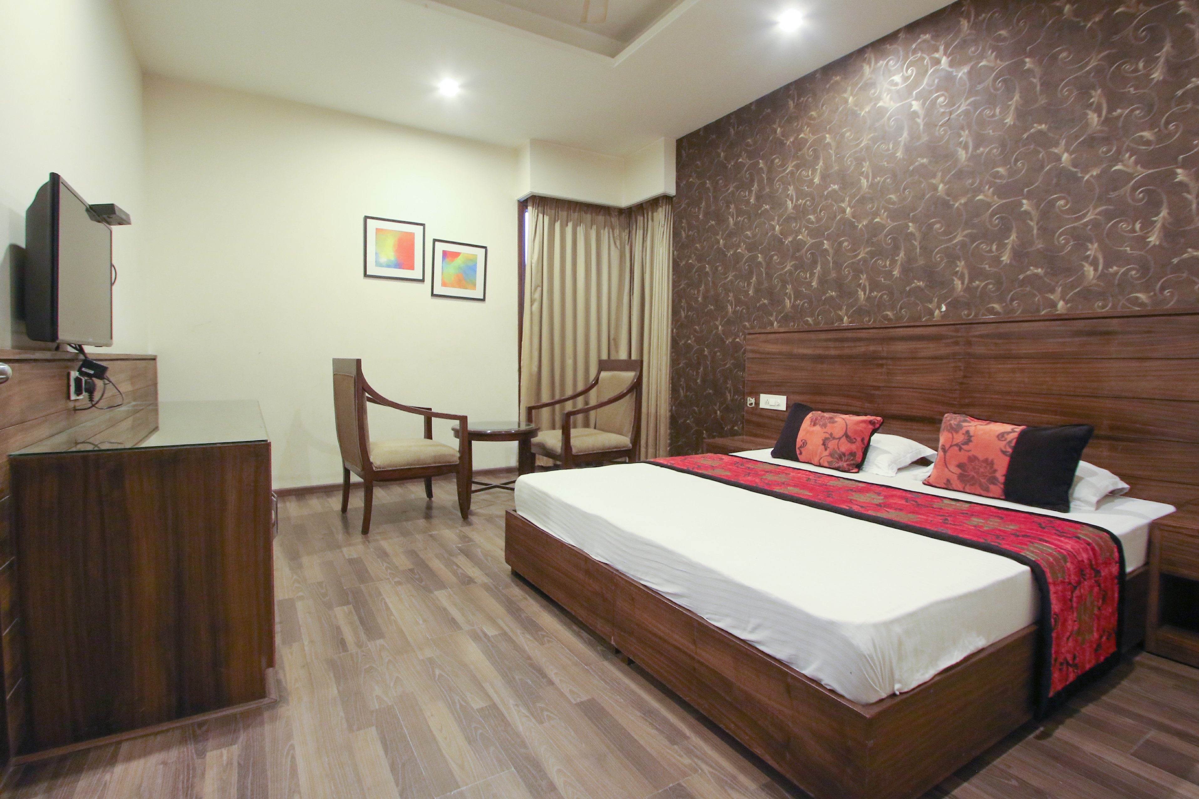 Hotel Silver Sands Room Type - Executive Rooms