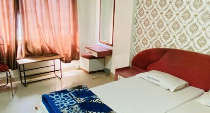 HOTEL SHREEMAN Room Type - Double Bed Non A/C Room
