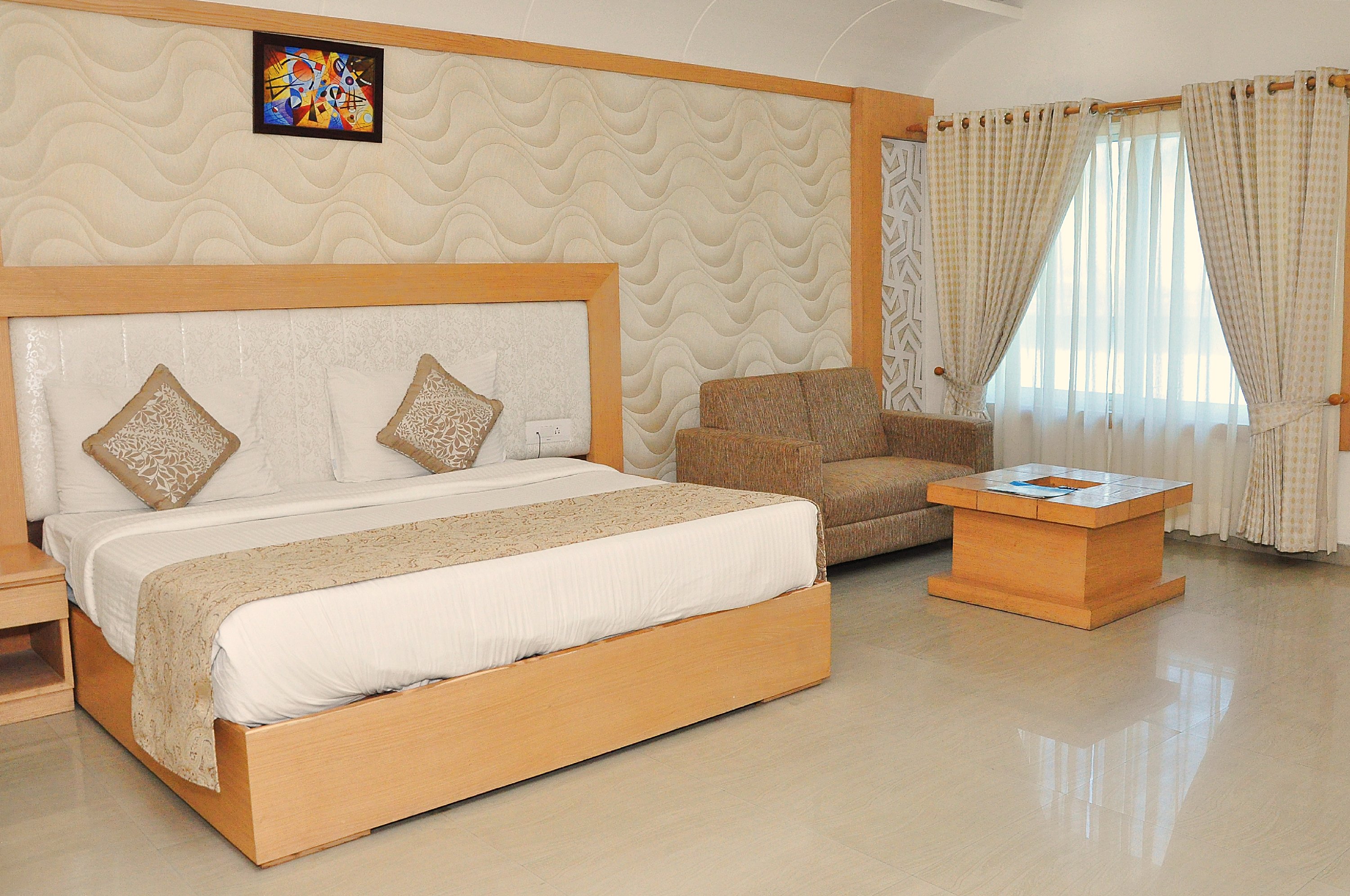Hotel Sundaram - Tap to explore photos