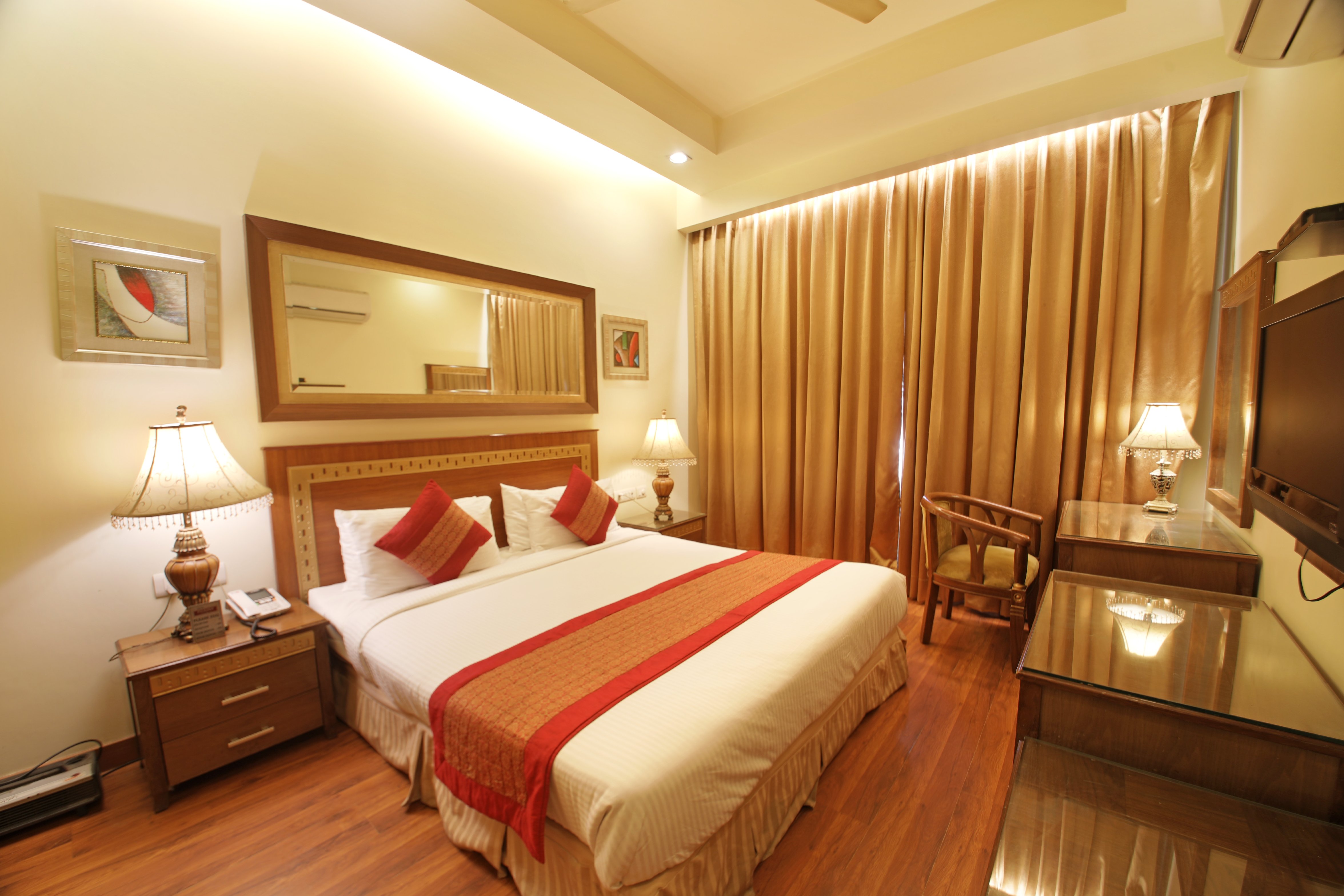 Hotel Picasso - Paschim Vihar