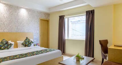 Mayur Hotel (Pure Veg) Room Type - Deluxe Room