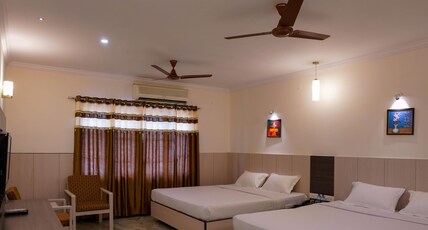 hotel green park Room Type - Deluxe Family room