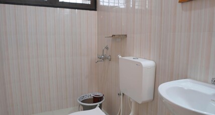 hotel green park Room Type - Standard Deluxe Non AC