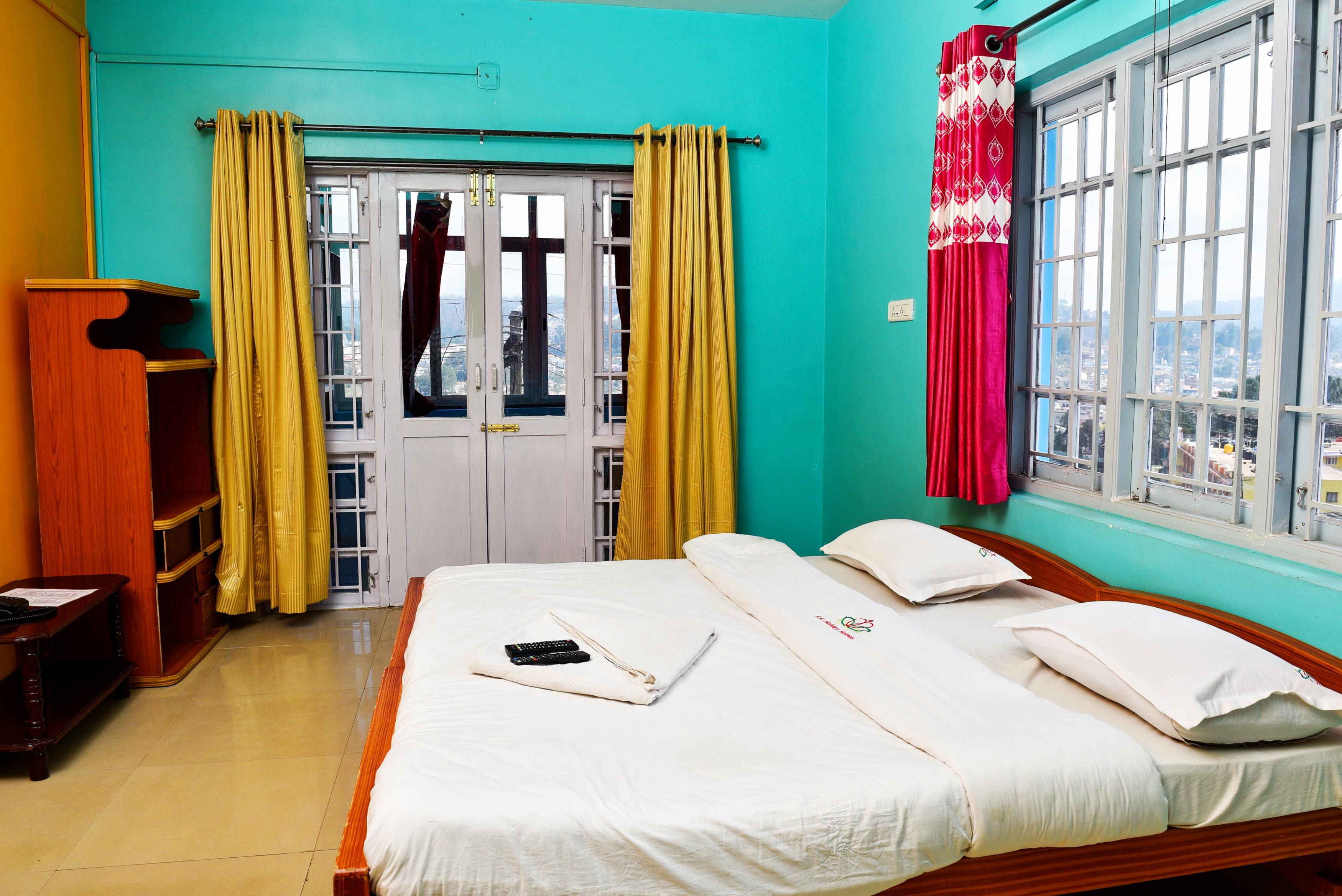 RK Homes Guest House Room Type - Semi Deluxe - Ground Floor