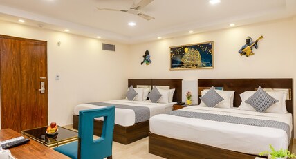 Hotel Neu Villa Near New Delhi Railway Station Room Type - Family Suit Room