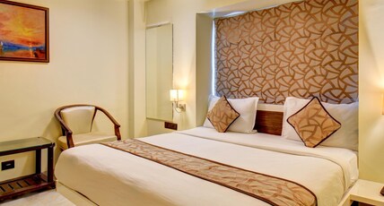 Hotel Deepali Executive Room Type - Deluxe Double Room