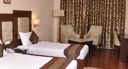 Deventure Hotel Room Type - Luxury Deluxe Room