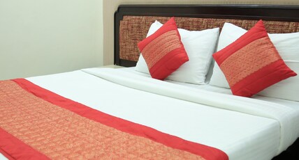 Hotel Sundeep Inn Room Type - Super Deluxe Room
