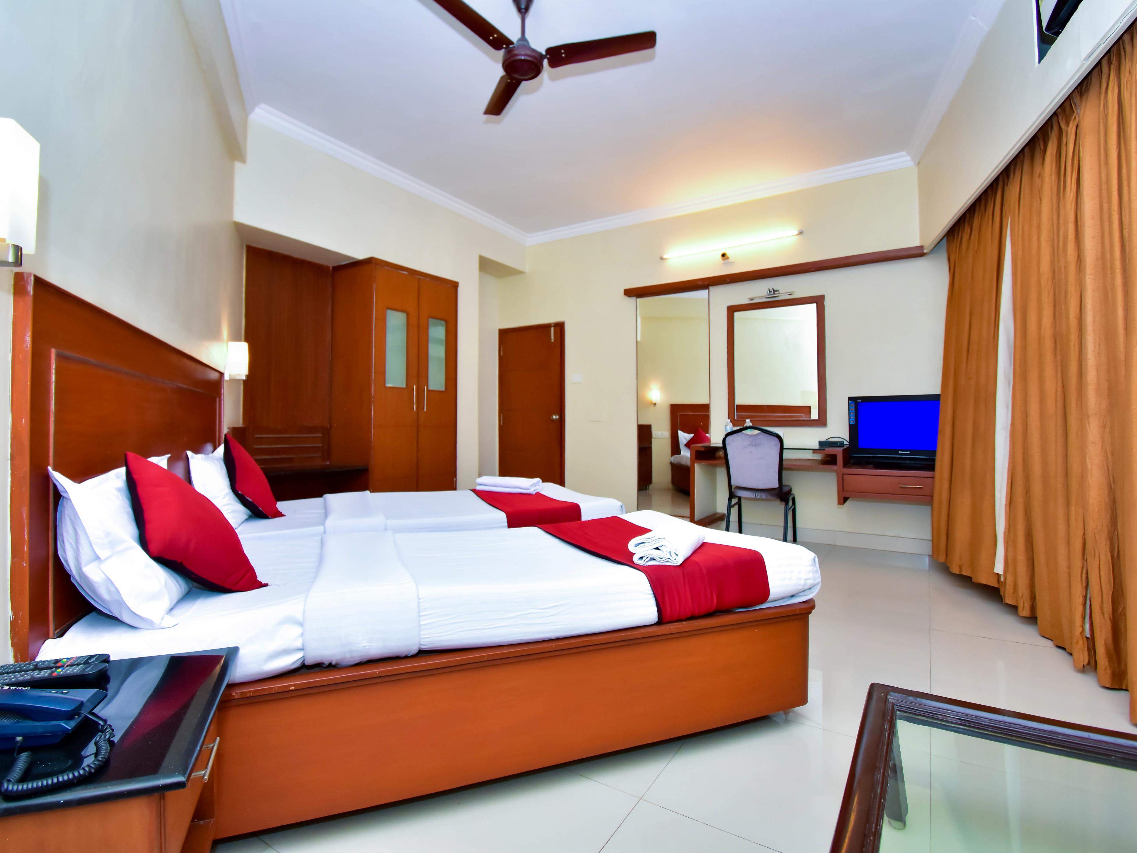 Pavani Residency Room Type - Pavani Suite Room