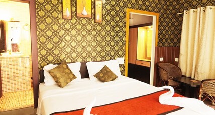 Green Trees Room Type - Super Deluxe Room AC with Private Balcony