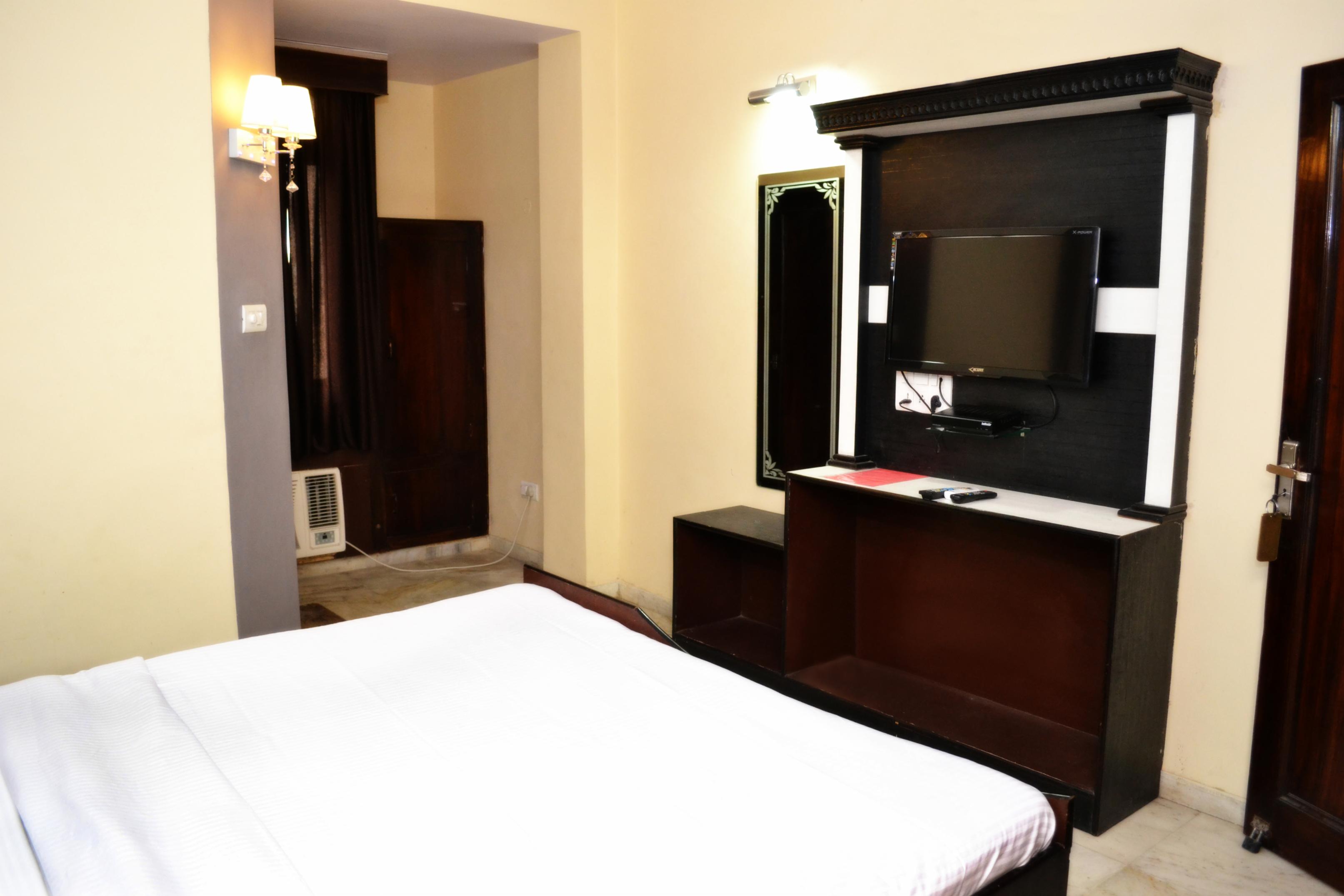 Hotel Anokhi Palace Room Type - Deluxe Room