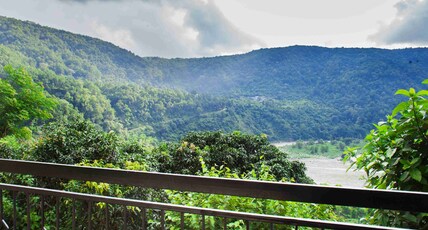 Saalvan Resort Room Type - Deluxe Room with River and Valley View