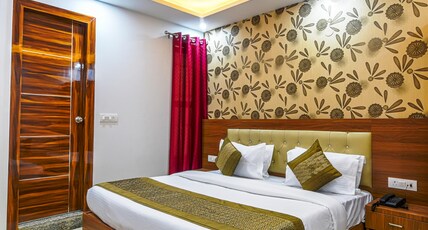 Hotel Urban Tree @ Delhi Airport Room Type - Small Room with Air Conditioning Hotel Urban Tree @ Delhi Airport Room Type - Small Room with Air Conditioning