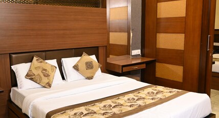 Hotel Plaza Inn Room Type - Two Double Bed Family Suite