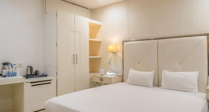 Hotel Varun Room Type - Suite