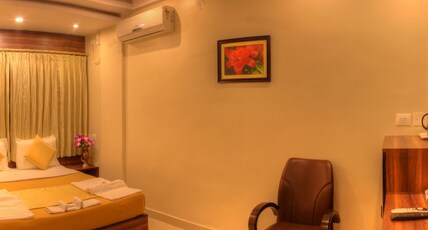 Hotel Aditya Room Type - Deluxe Room