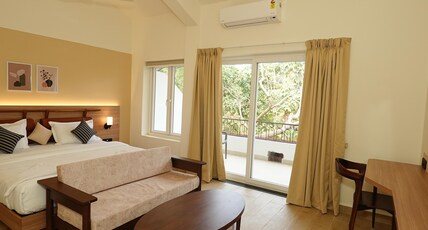 Anjuna Beach Resort Room Type - Super Deluxe Suite With Bathtub