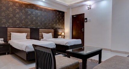 Hotel Pearl Regency Room Type - Deluxe Room