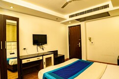 Hotel Rajpath Residency