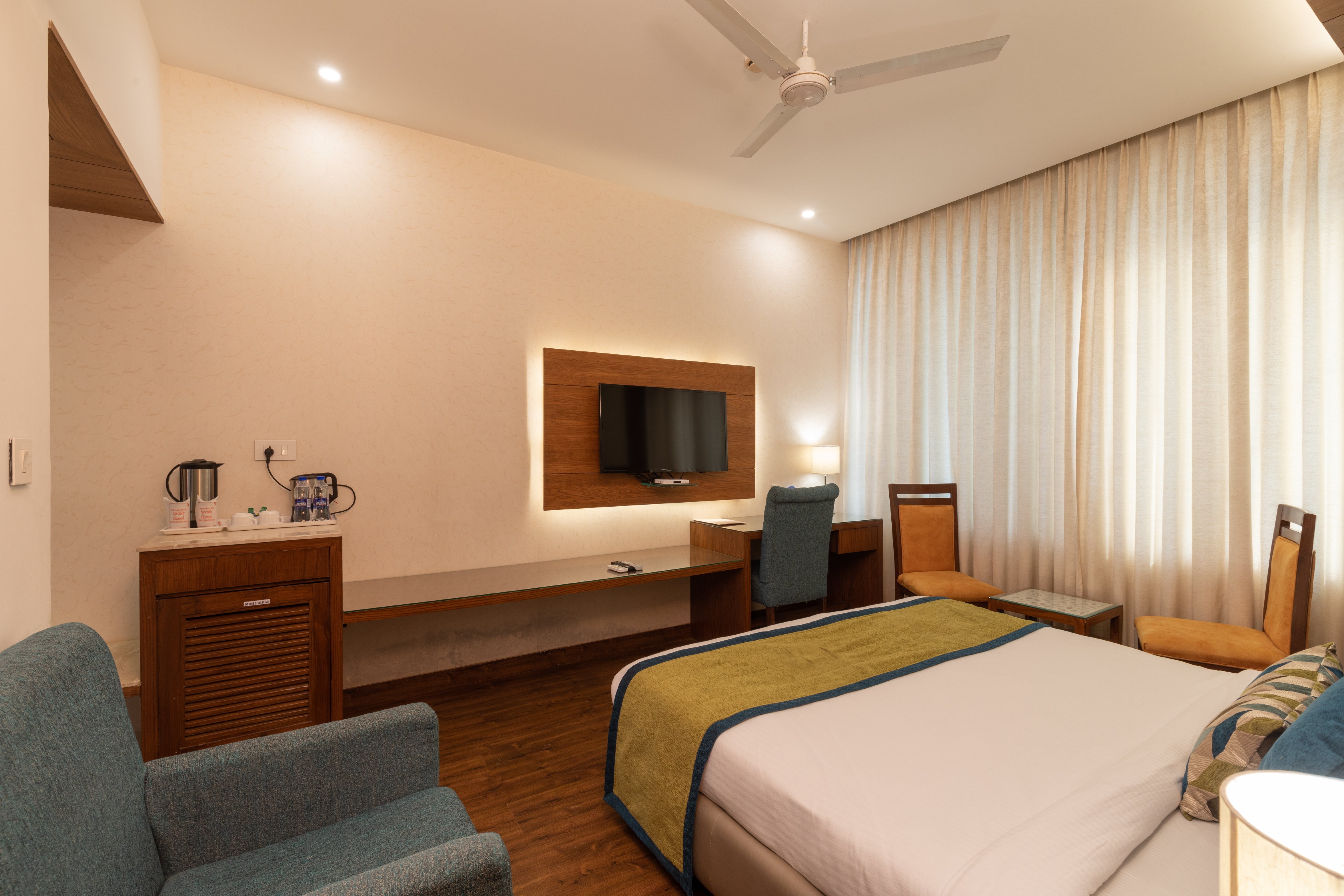 Hotel Chandigarh Beckons - Tap to explore photos