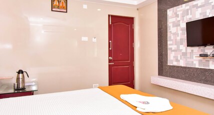 SSR Hotel Room Type - DELUXE DOUBLE BED SSR Hotel Room Type - DELUXE DOUBLE BED