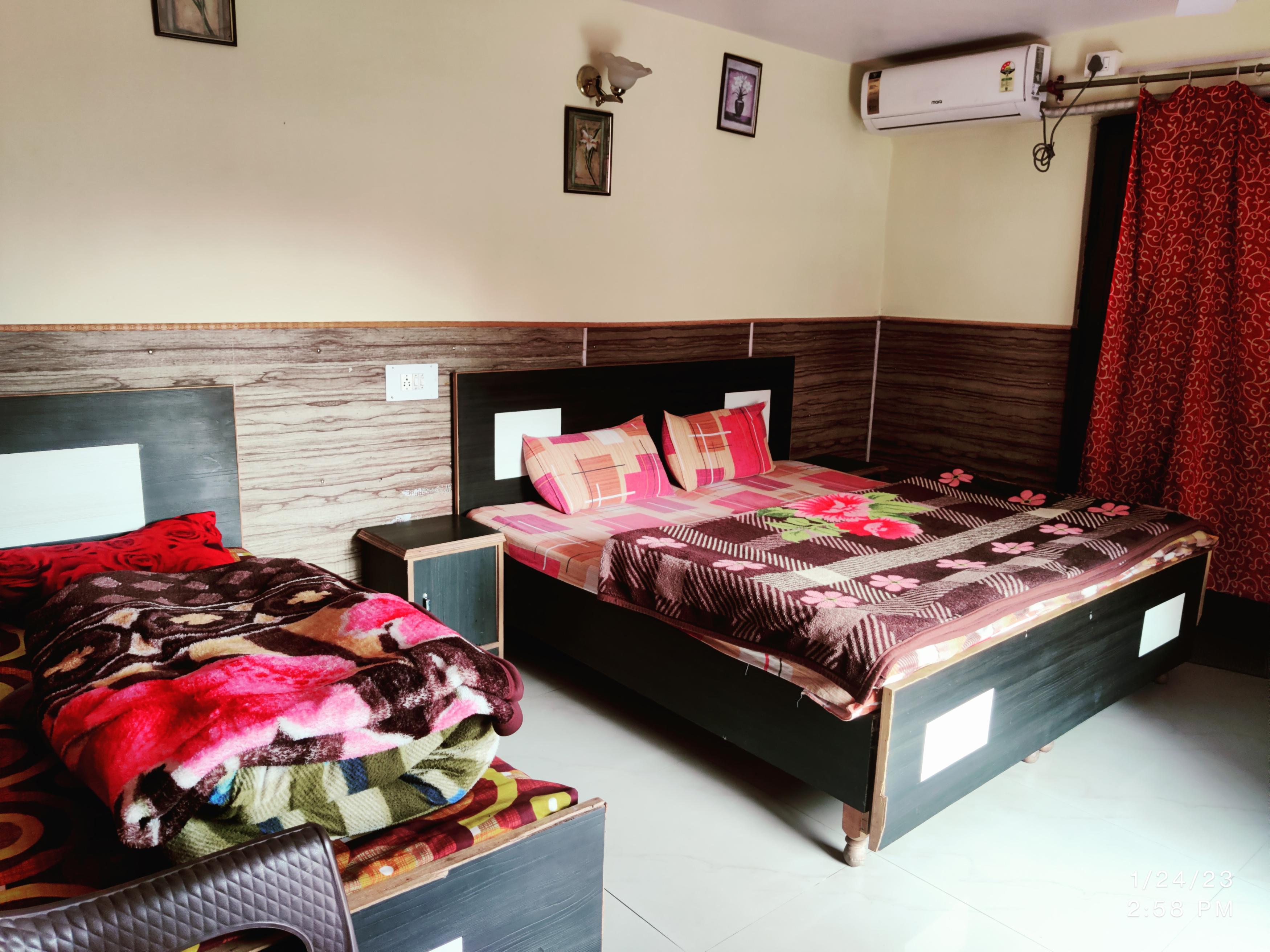 Hotel Sangam Room Type - Family Room Triple Bed