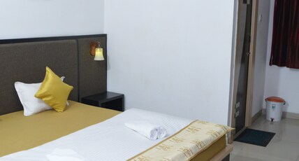 Hotel Buddha Residency Room Type - Super Deluxe Room