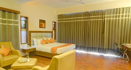 Hotel Chirag Room Type - Suite