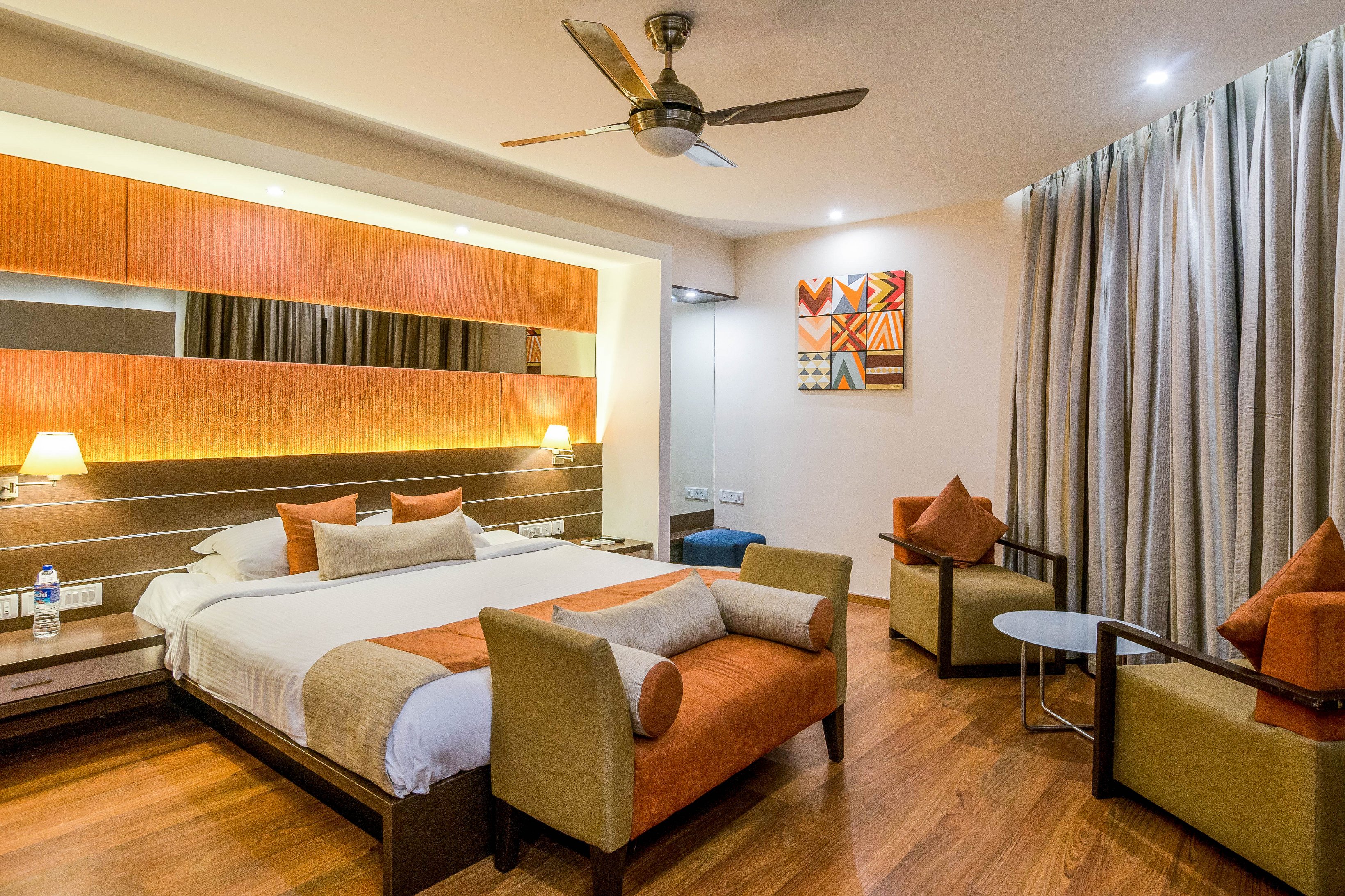 Saravana's Golden Fruits Business Suites - Tap to explore photos