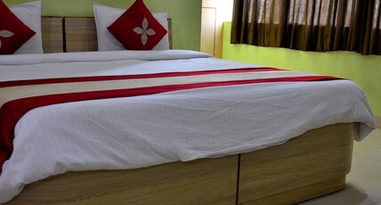 Hotel Gitanjali Room Type - Deluxe AC