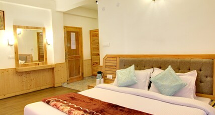 Thomas Villa, Hotel and Cottages Room Type - Luxury Room (Mountain View) with Complimentry Breakfast Thomas Villa, Hotel and Cottages Room Type - Luxury Room (Mountain View) with Complimentry Breakfast