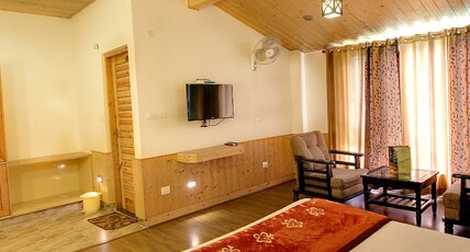 Thomas Villa, Hotel and Cottages Room Type - Super Luxury room (Mountain View) with Complimentry Breakfast Thomas Villa, Hotel and Cottages Room Type - Super Luxury room (Mountain View) with Complimentry Breakfast