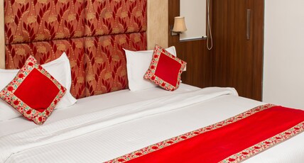 Hotel Hari Vilaas Room Type - Deluxe Room