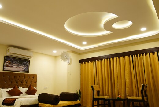 New Hotel Suhail