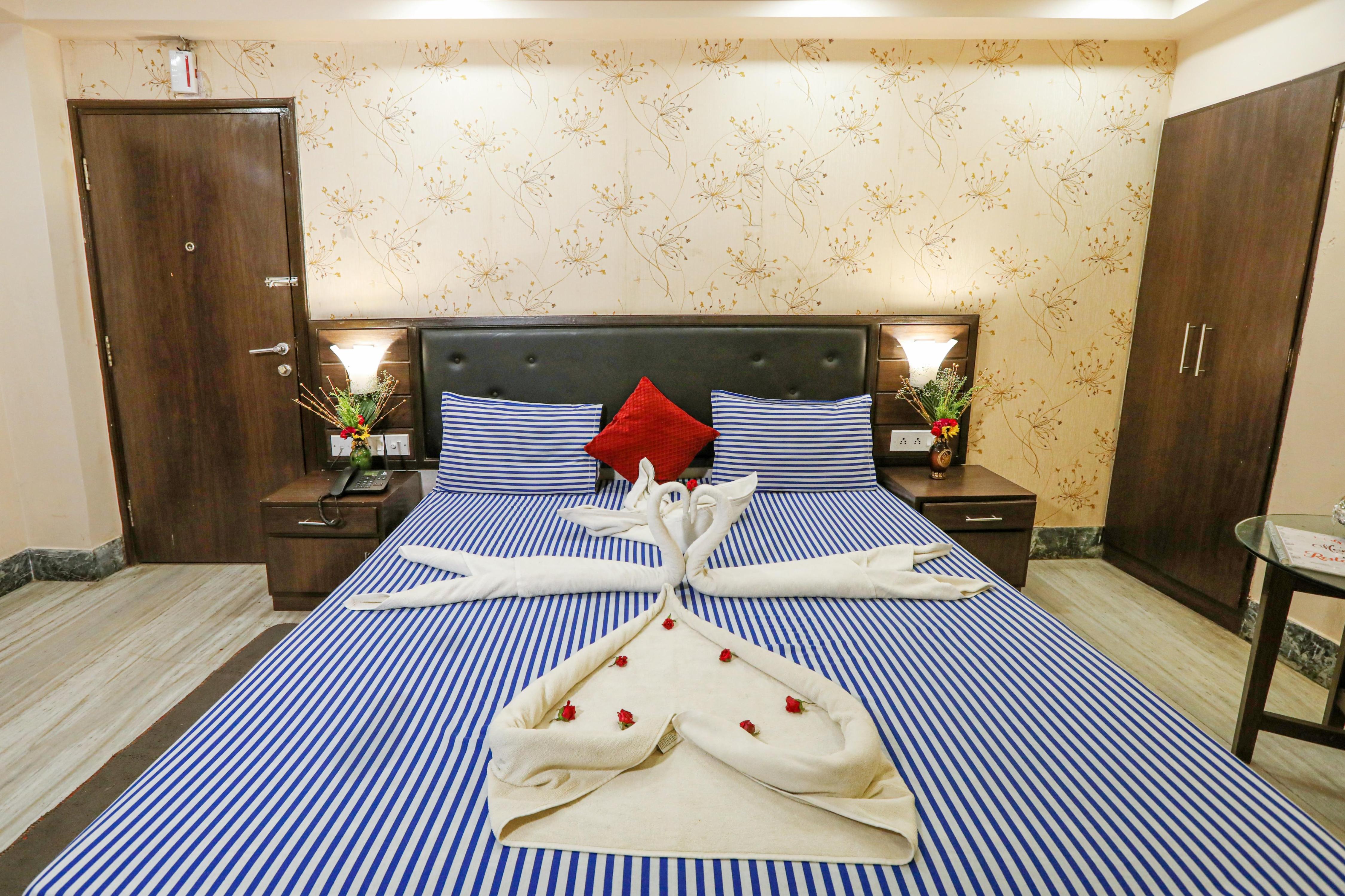 Orbit Hotel,Old Digha - Tap to explore photos