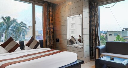 Hotel Grand Shiva Room Type - Premium AC Room