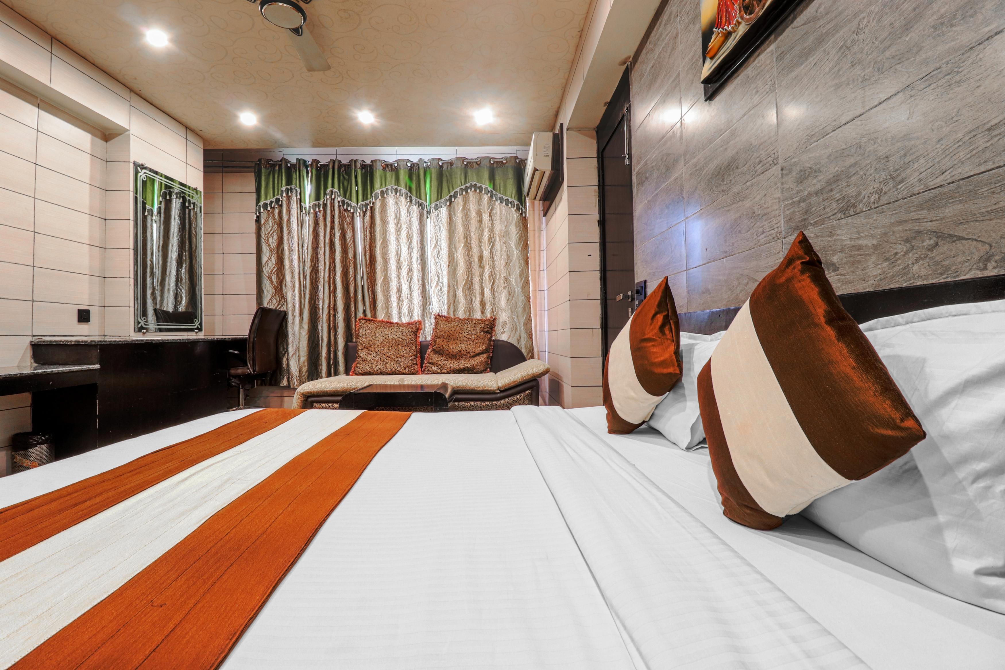Hotel Grand Shiva - Tap to explore photos