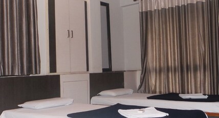 HOTEL ROYAL RESIDENCY Room Type - NON AC FAMILY DELUXE