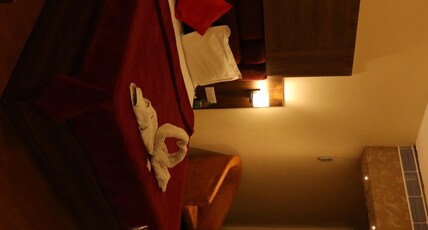 hotel kings retreat Room Type - Suite (4X)