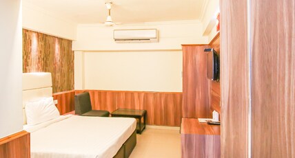 Hotel Safari Regency Room Type - Deluxe (AC)