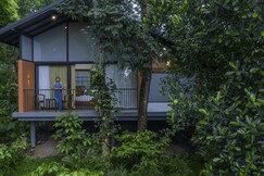 Crystal Kuruva Nature Resort & Spa