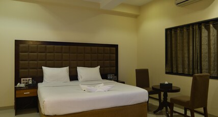 Hotel Jhankar Palace Room Type - Superior Rooms