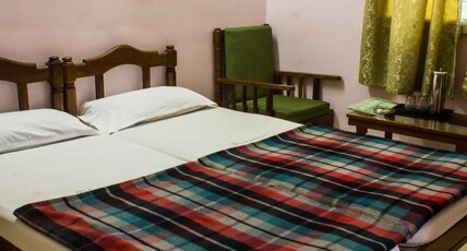 Dhanyasree Hotels and Resorts Room Type - Deluxe Double Bed Room