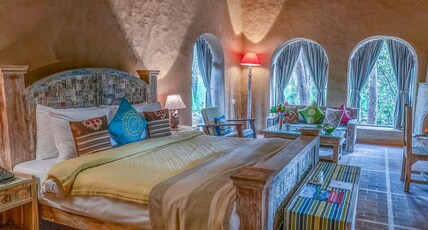 Paatlidun Safari Lodge, Jim Corbett Room Type - Garden Courtyard Mud Villa with Jacuzzi