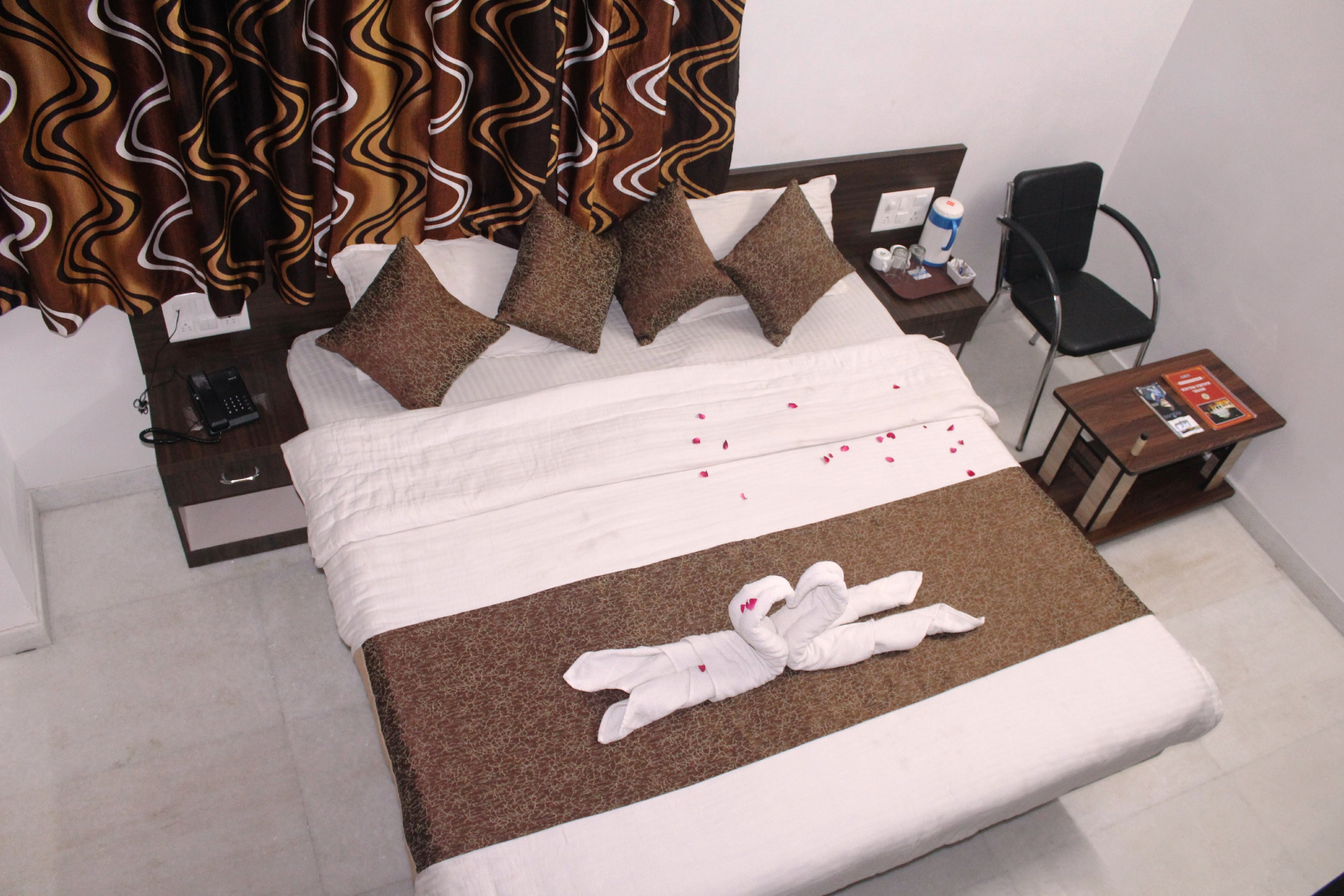 Hotel Kalika Palace Room Type - Deluxe NON AC