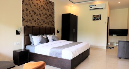 The Palms Resort Room Type - Superior Deluxe Room with Nature View The Palms Resort Room Type - Superior Deluxe Room with Nature View