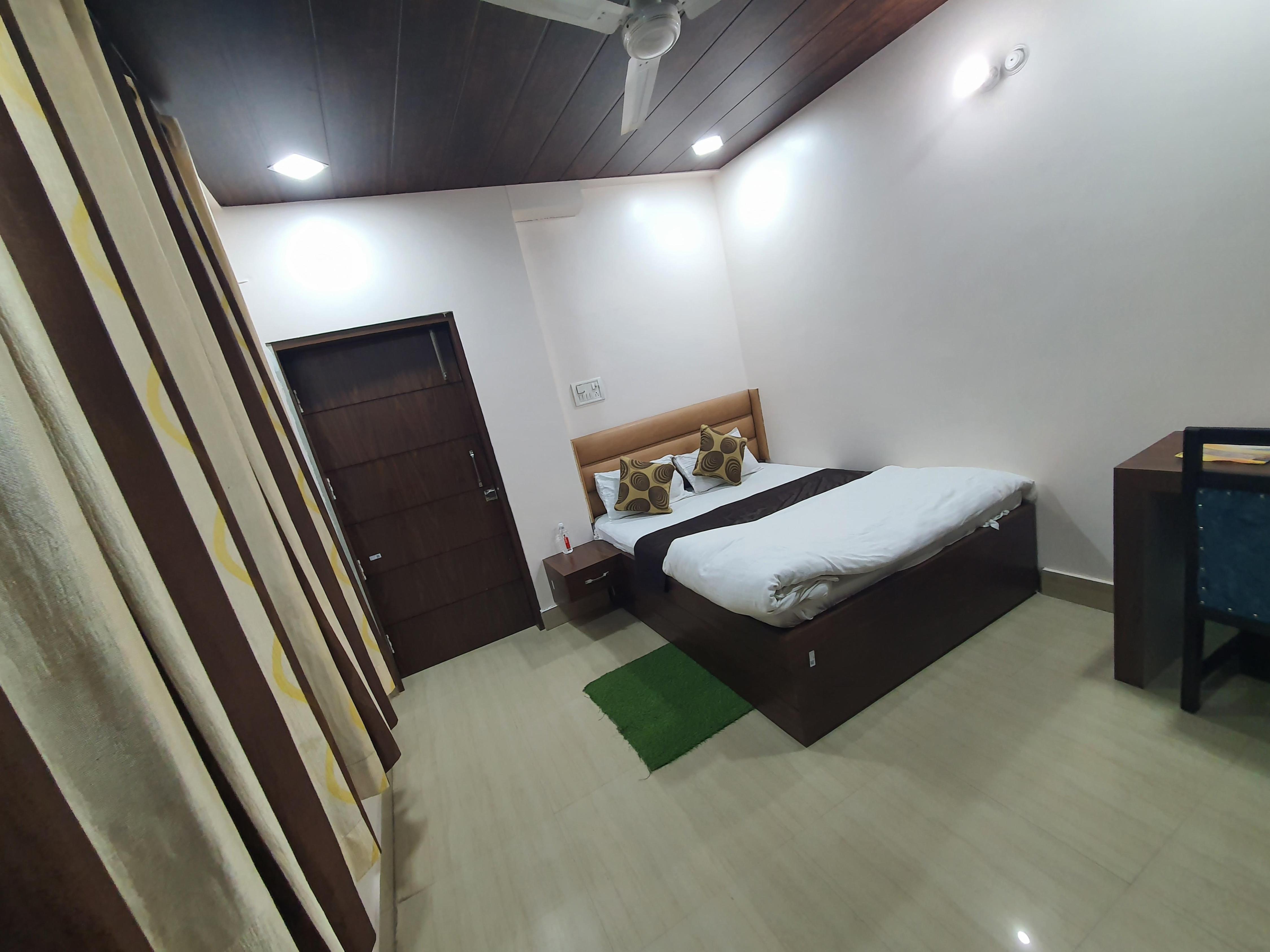 Hotel Goyal - Tap to explore photos