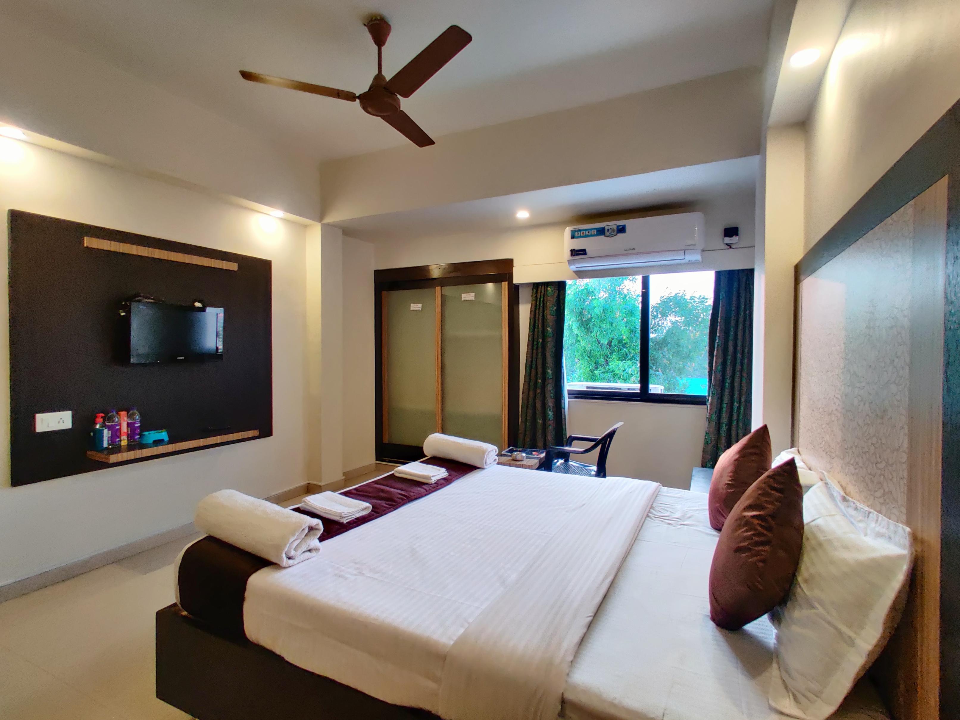 Hotel Ashwin Igatpuri, Pure Veg & Jain Food - Tap to explore photos