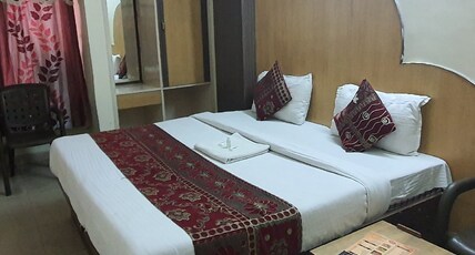 Hotel Star Plaza Room Type - Deluxe AC Room